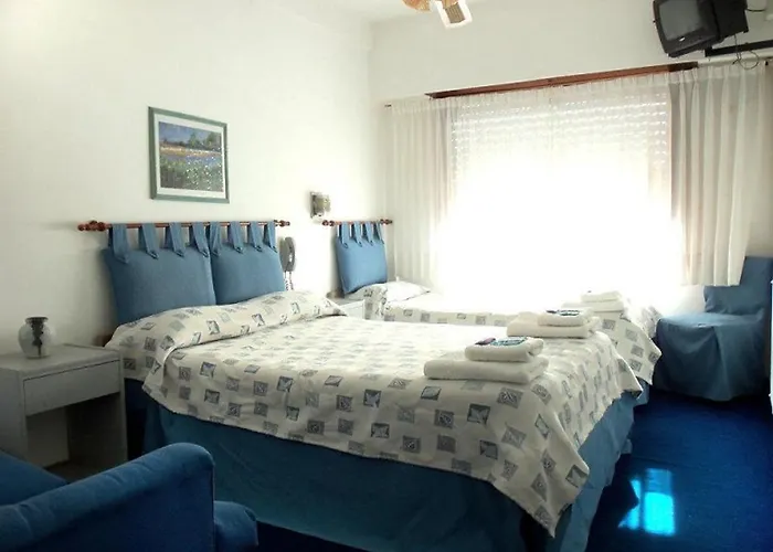Dino'S Hotel